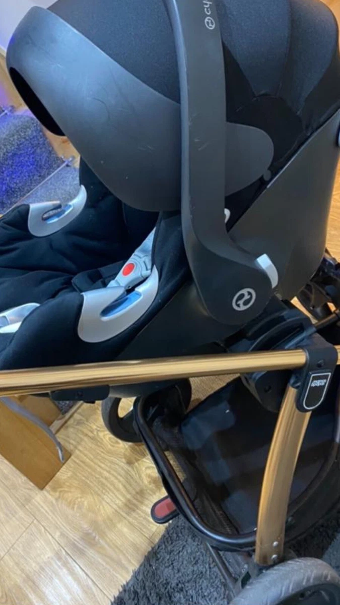 Mamas And Papas Rose Gold Sola 2 Pram