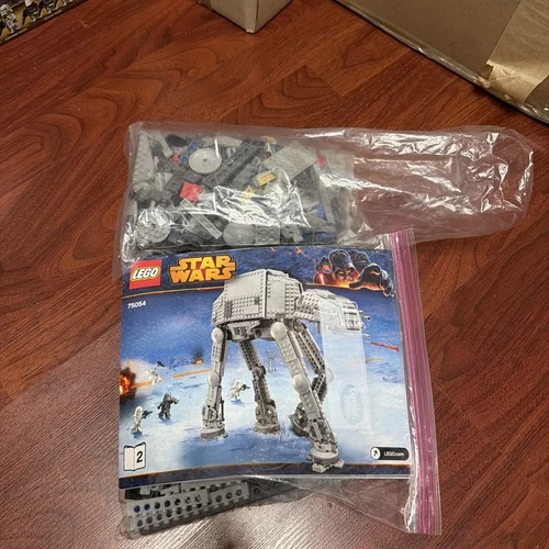 LEGO Star Wars: AT-AT (75054) Complete w/ Minifigures & Manuals!