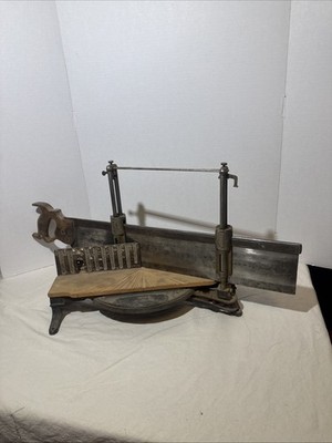 Vintage Antique Stanley No. 246 Mitre Box With Saw Frame Cast Iron