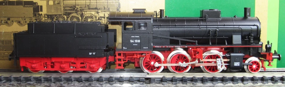 TRIX  EXPRESS 2227 DR-Reise-u. Güterzuglok BR 54, unbespielt, OVP, TOP - Bild 4 von 4