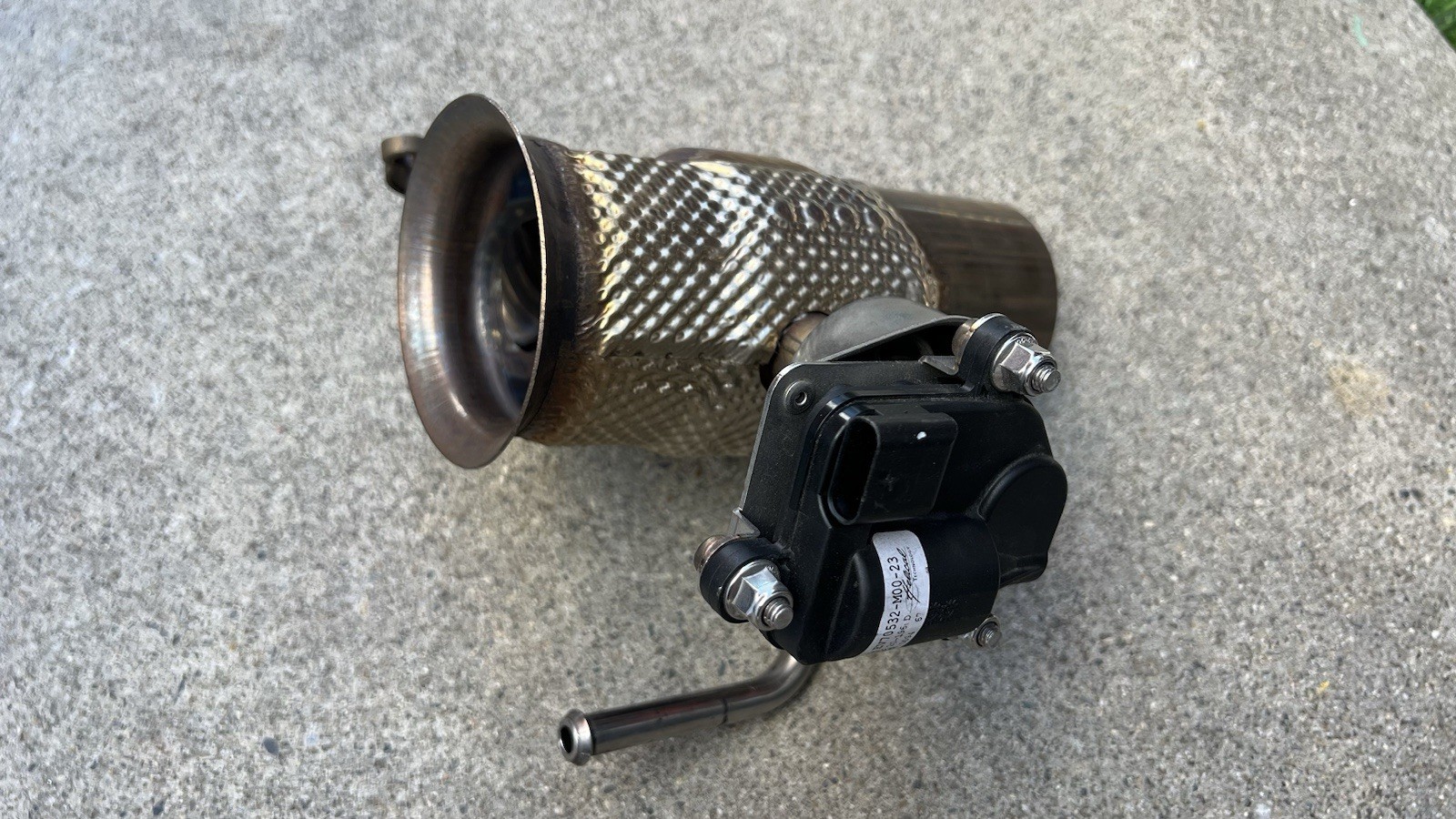 Ferrari SF90 Factory Exhaust Muffler / Silencer