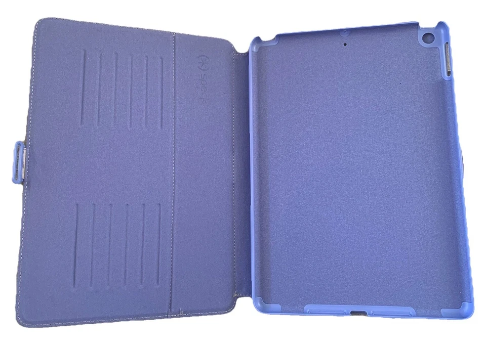 iPad Case 10.2” Speck Balance Folio - Image 3 of 3