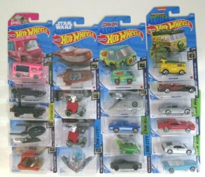 Hot Wheels -U-Pick- SCREENTIME Mystery Machine 007 Batmobile Barbie Landspeeder