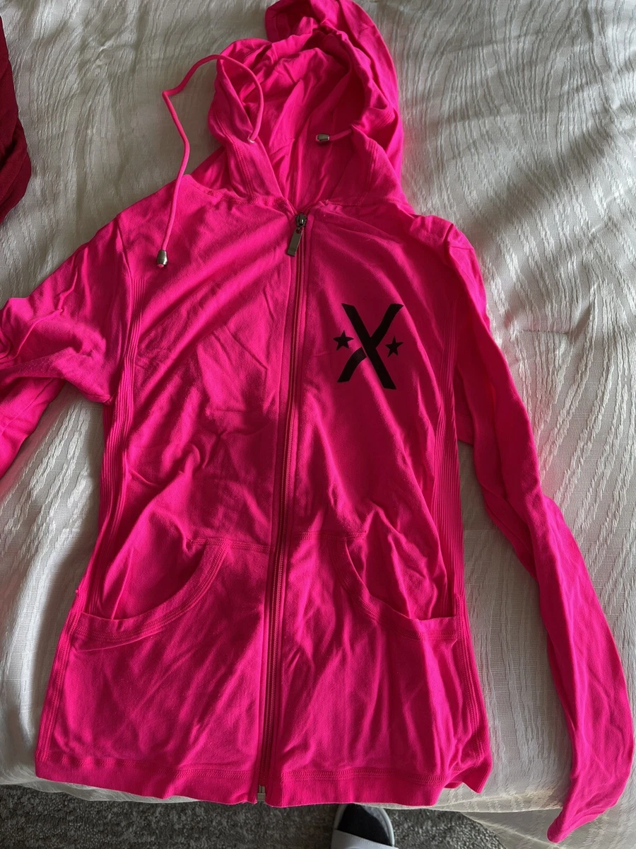 Neon pink best sale activewear