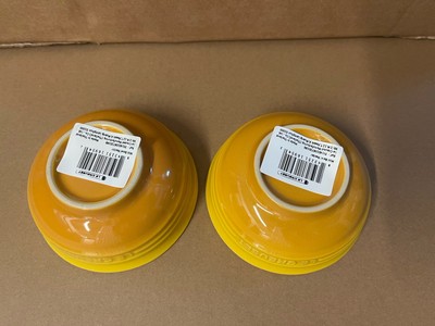 Le Creuset Steingut Mini Schale / Dips / Snackschalen in Nektar (2 Schüsseln)