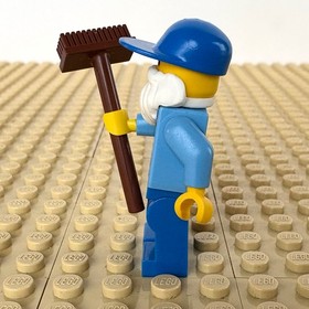 LEGO Creator, Town Hall: Janitor, BROOM, twn160, 10224, 2012, WORKER