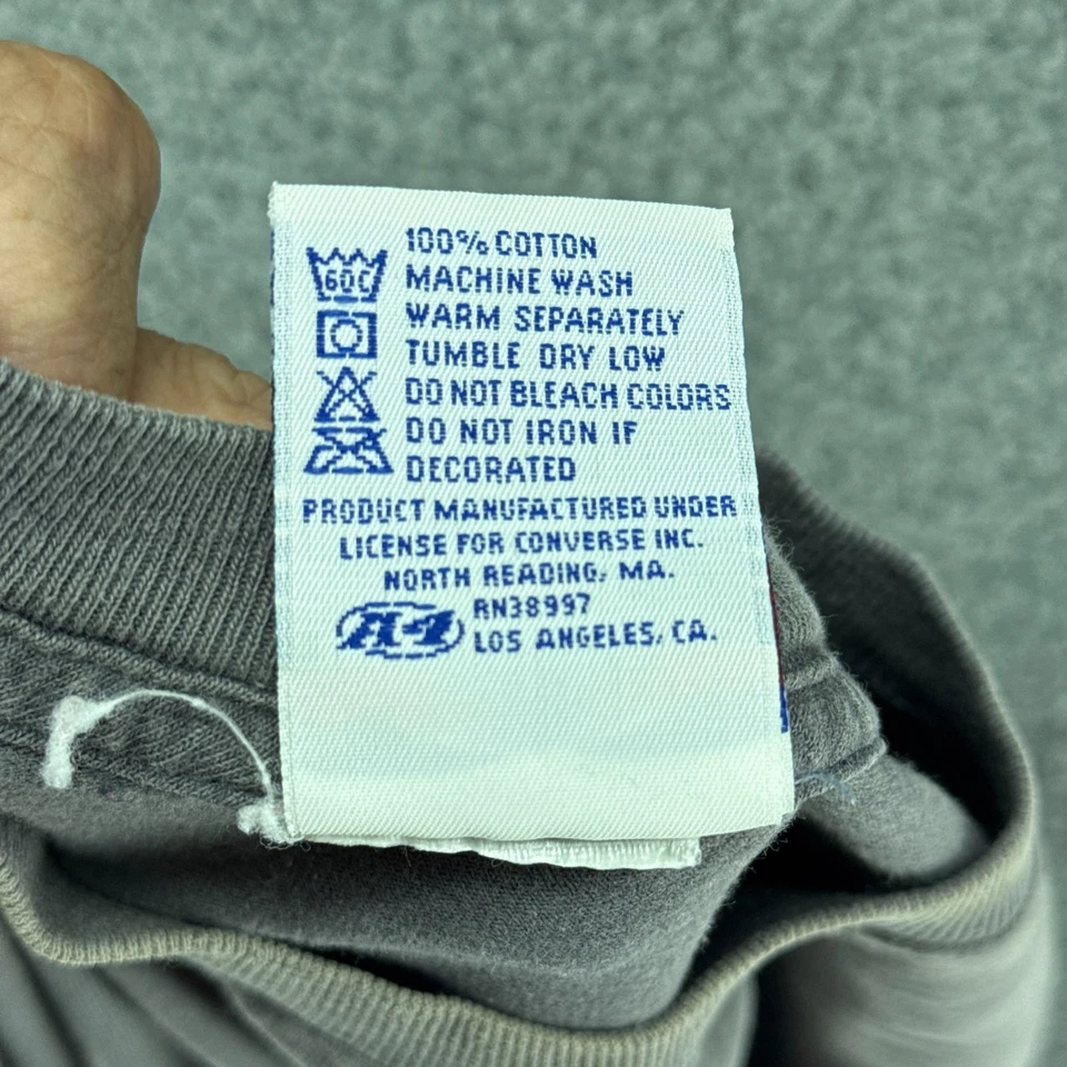 Camiseta Converse De Colección Para Hombre 2XL Gris Envejecido Hecha en EE. UU. Desteñida Foto 4 de 4