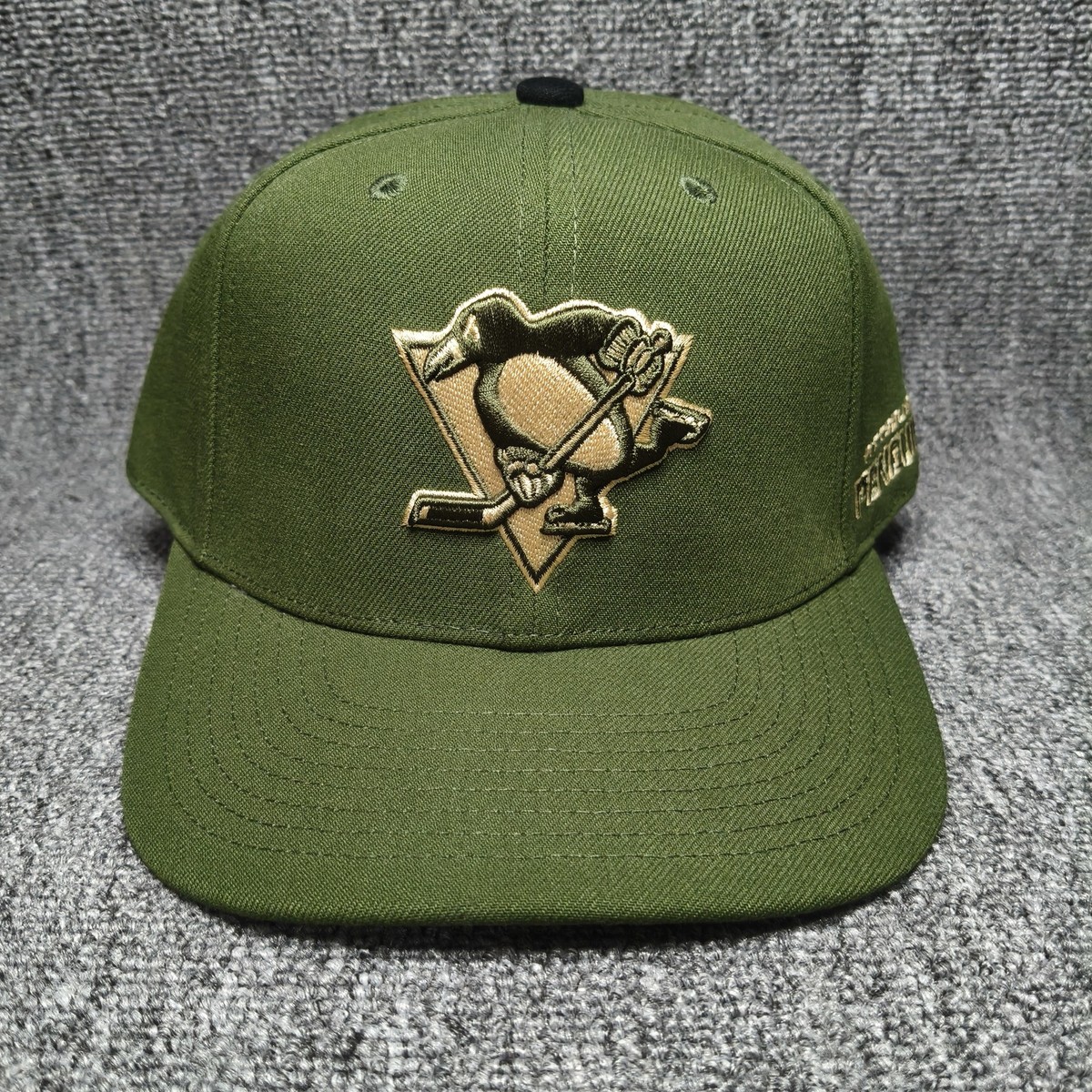 Mitchell & Ness Pittsburgh Penguins NHL Olive Green Snapback Hat Cap