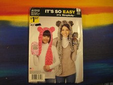 A1312 Adults / Childs Winter Animal Hat Simpl...