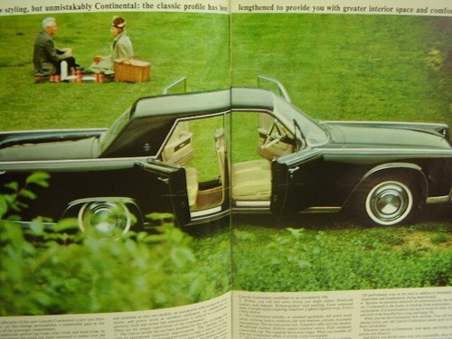 1964 LINCOLIN BROCHURE ORIGINAL FREE POSTAGE - Picture 2 of 6