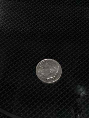 2000P Roosevelt Dime With  Errors missing 0 doubled in date .