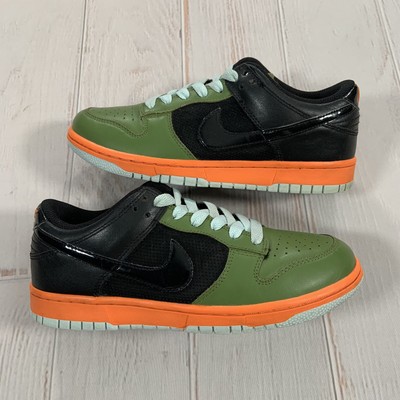 orange black green dunks
