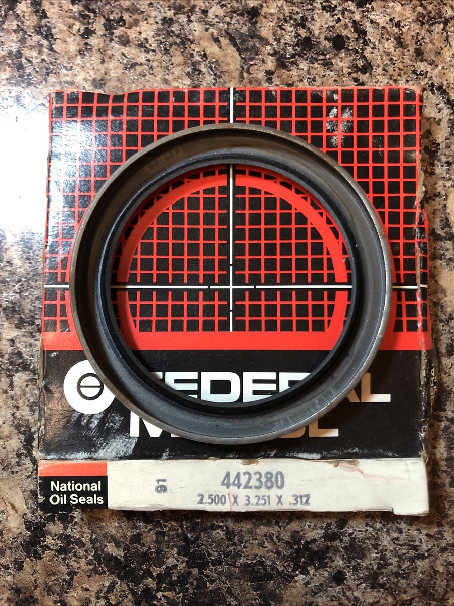 (⊙ө⊙) NOS GENUINE NATIONAL 442380 WHEEL SEAL SHIPS FREE! | eBay