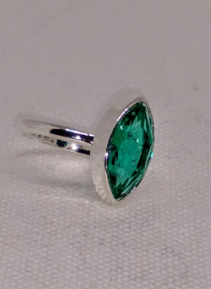 Chrome Diopside Marquis Cut Gemstone Silver Plated Ring Sz9 Amazing Handmade New - Image 4 of 4