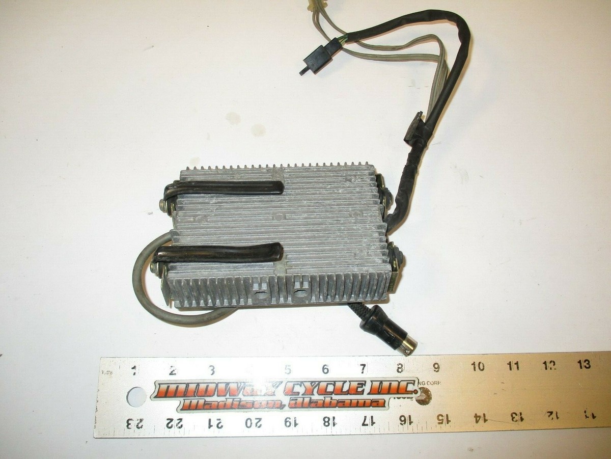 HONDA GL1200 GOLDWING LTD RADIO POWER AMPLIFIER AMP GL 1200 39140