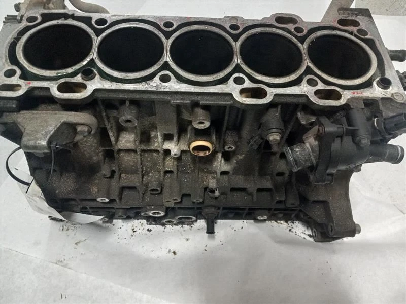 BLOQUE MOTOR 2.4L VIN 39 4º y 5º dígito se adapta a VOLVO S40 2004 - 2010 Foto 4 de 4