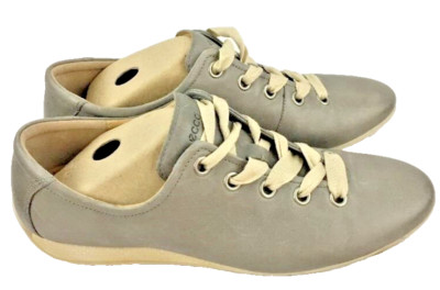 ECCO Ladies GOLF SHOES GRAY LEATHER WOMEN SIZE 41 US 9.5