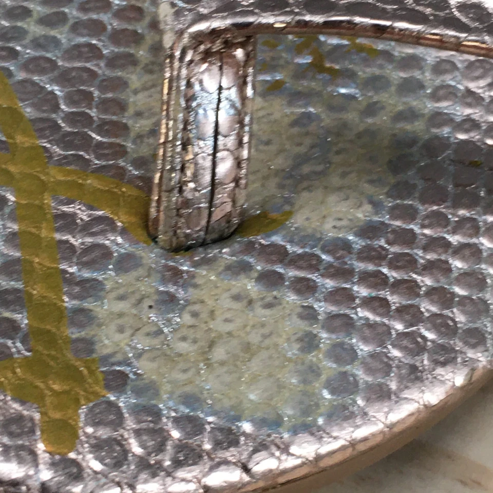 Sandalia Sam Edelman para mujer 5,5 dorada piel de serpiente tanga punta abierta sin cordones informal Foto 4 de 4