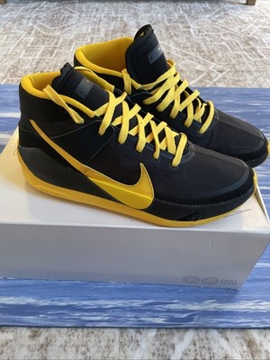BRAND NEW NEVER WORN Nike Kevin Durant No. 7 Custom Black And Yellow Size 10.5
