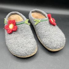 Giesswein Slippers Clogs Womens EUR 36 US 5.5 Gray Boiled Wool w/ Floral Accents