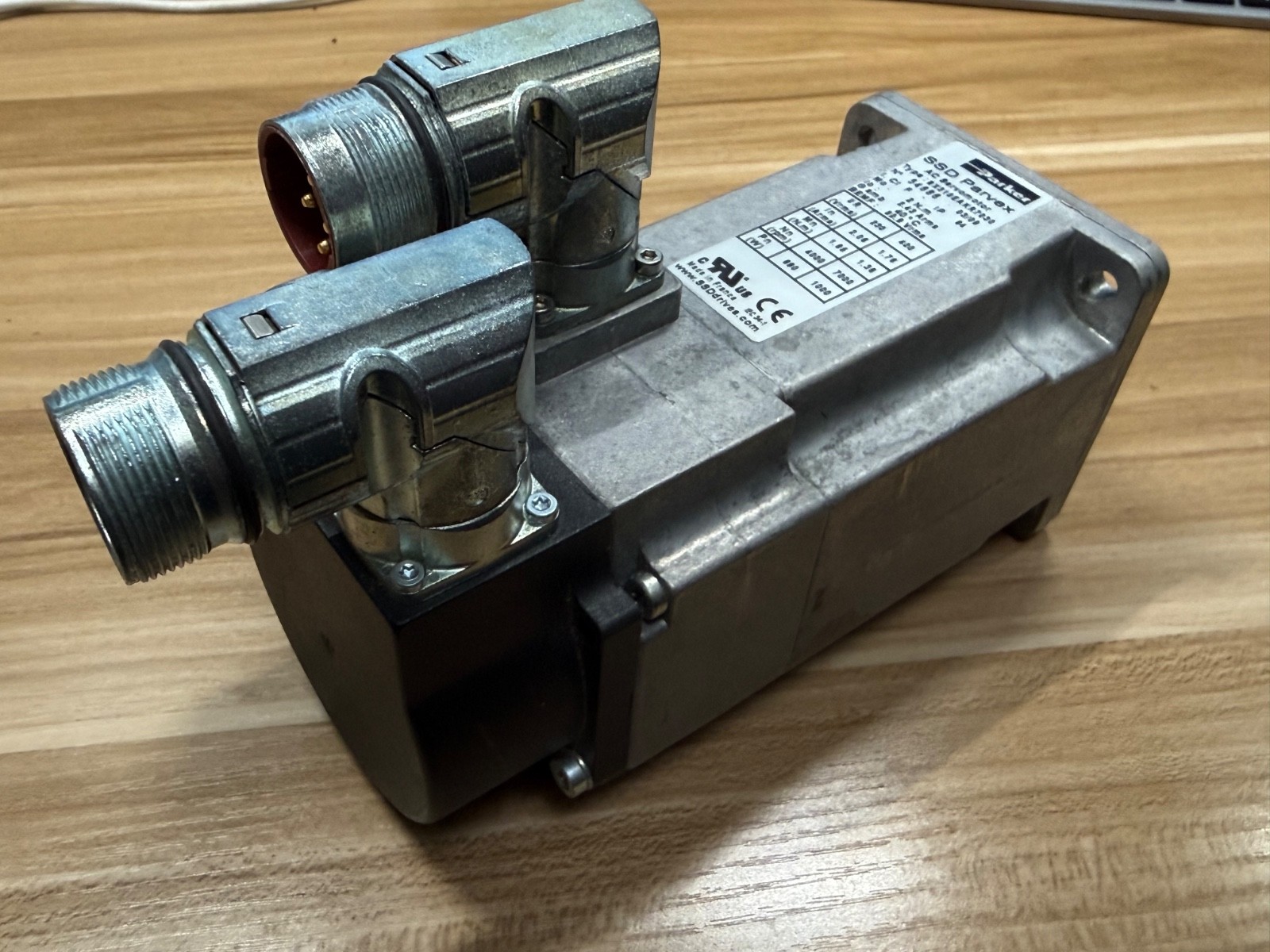 PARKER SSD PARVEX NX310EAKR7030 AC Brushless SERVO MOTOR NEW Open Box
