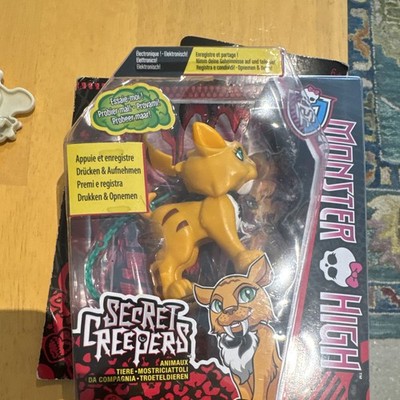 Monster High Secret Creepers Sweet Fang Cat Pet Figure w/ Leash