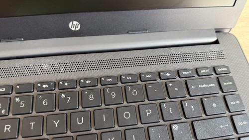 HP 240 G7 14" Inch Laptop Computer Spares/Repairs BOOTS TO BIOS - Picture 5 of 12