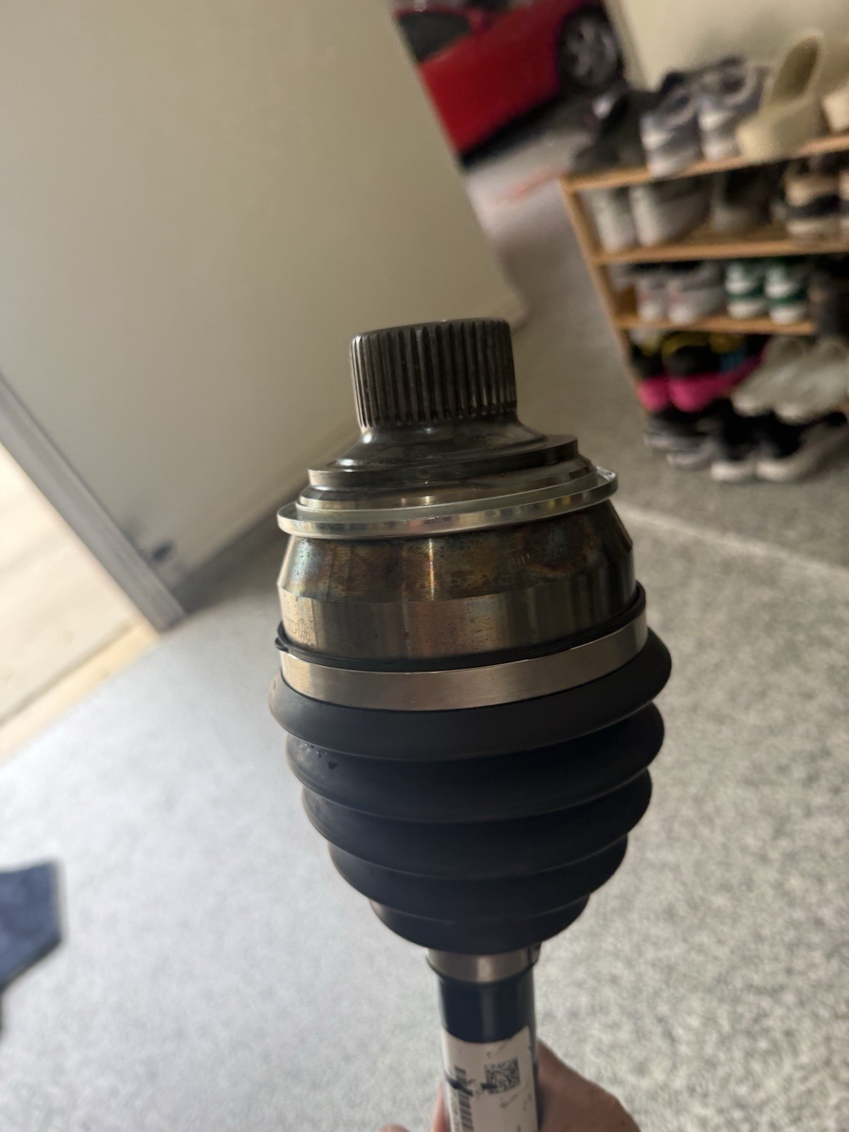 2019-23 LAMBORGHINI URUS FRONT RIGHT AXLE SHAFT W/ BOLT 4M0407271P