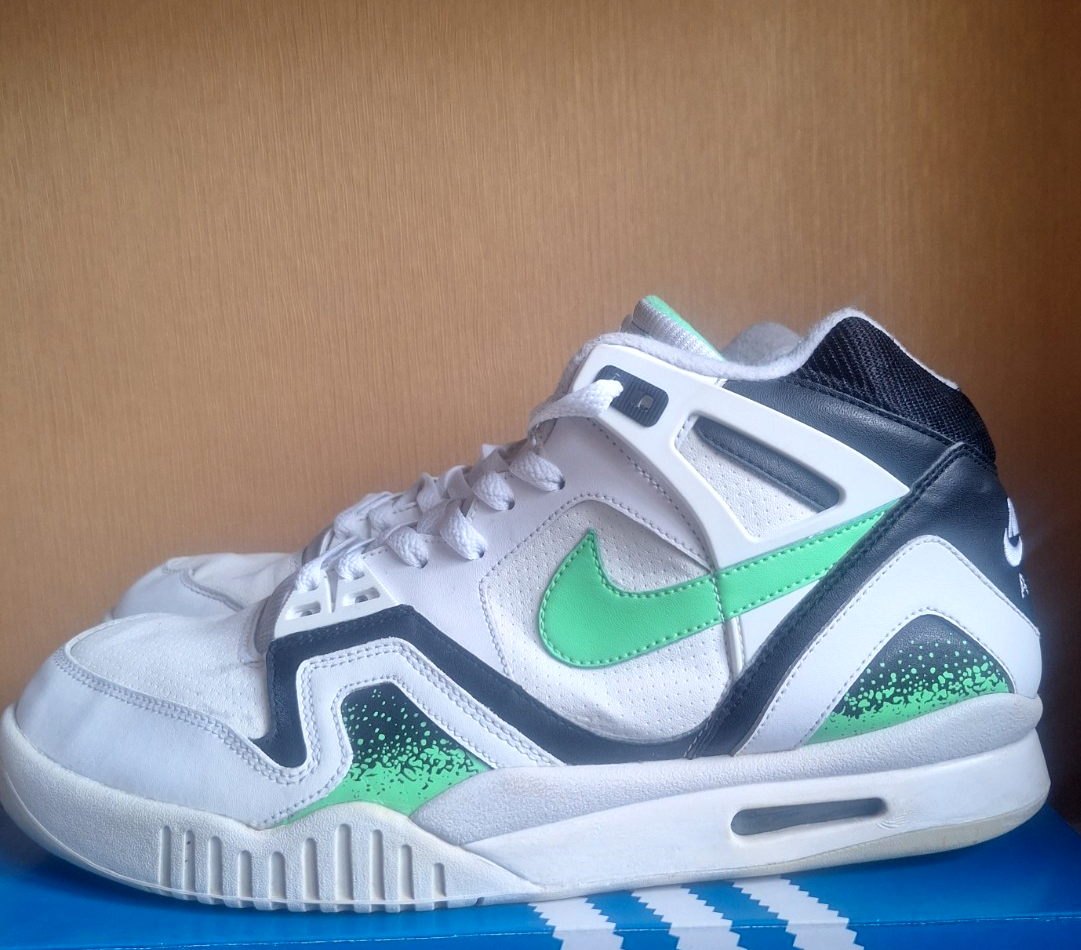 Size 11.5 - Nike Air Tech Challenge 2 Poison Green for sale  display picture 3