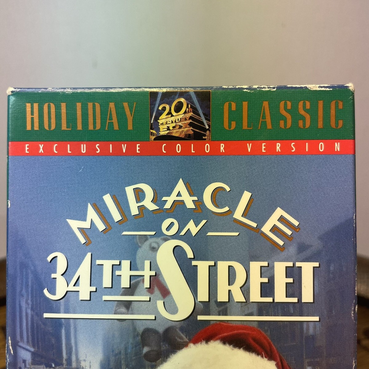 Miracle on 34th Street (1947) VHS - Exclusive Color Version