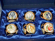 MOORCROFT SIAN LEEPER BOXED SET OF 6 EGG CUPS ca 2004 MINT CONDITION