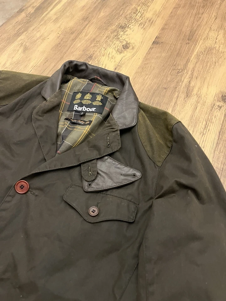 Chaqueta deportiva de cera Barbour Beacon, para hombre Reino Unido pequeña, verde, Bond Skyfall Foto 3 de 4