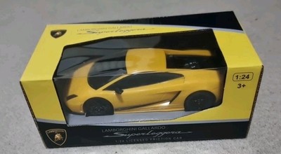 Lamborghini Veneno Friction Car gelb 1:24