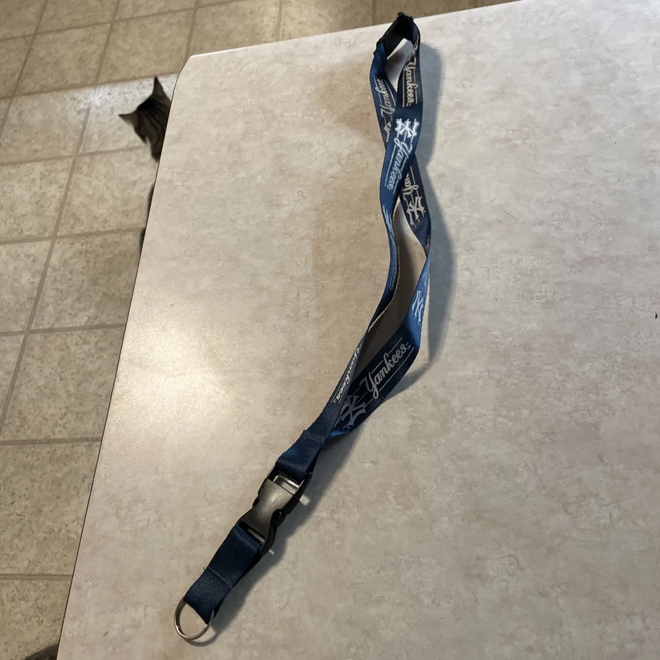 New York Yankees Lanyard Badge Key Chain Clip Detachable Ticket Holder Keychain - Image 3 of 4