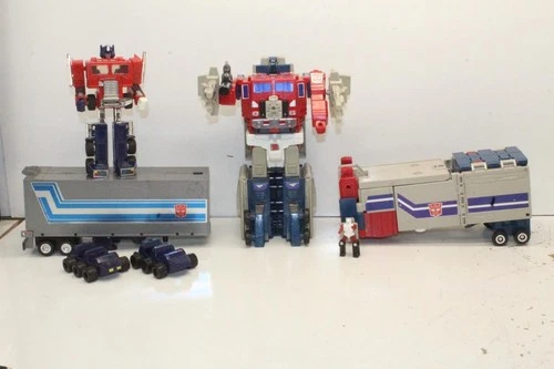 Vintage G1 Transformers Optimus Prime Lot Action Figure Hasbro