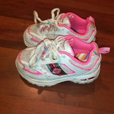 skechers bethanie