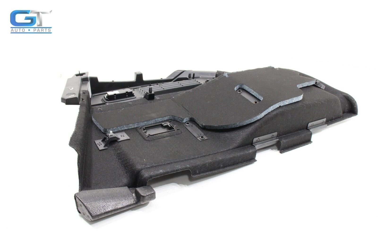 2017 - 2020 MASERATI LEVANTE TRUNK LEFT SIDE QUARTER TRIM COVER PANEL OEM