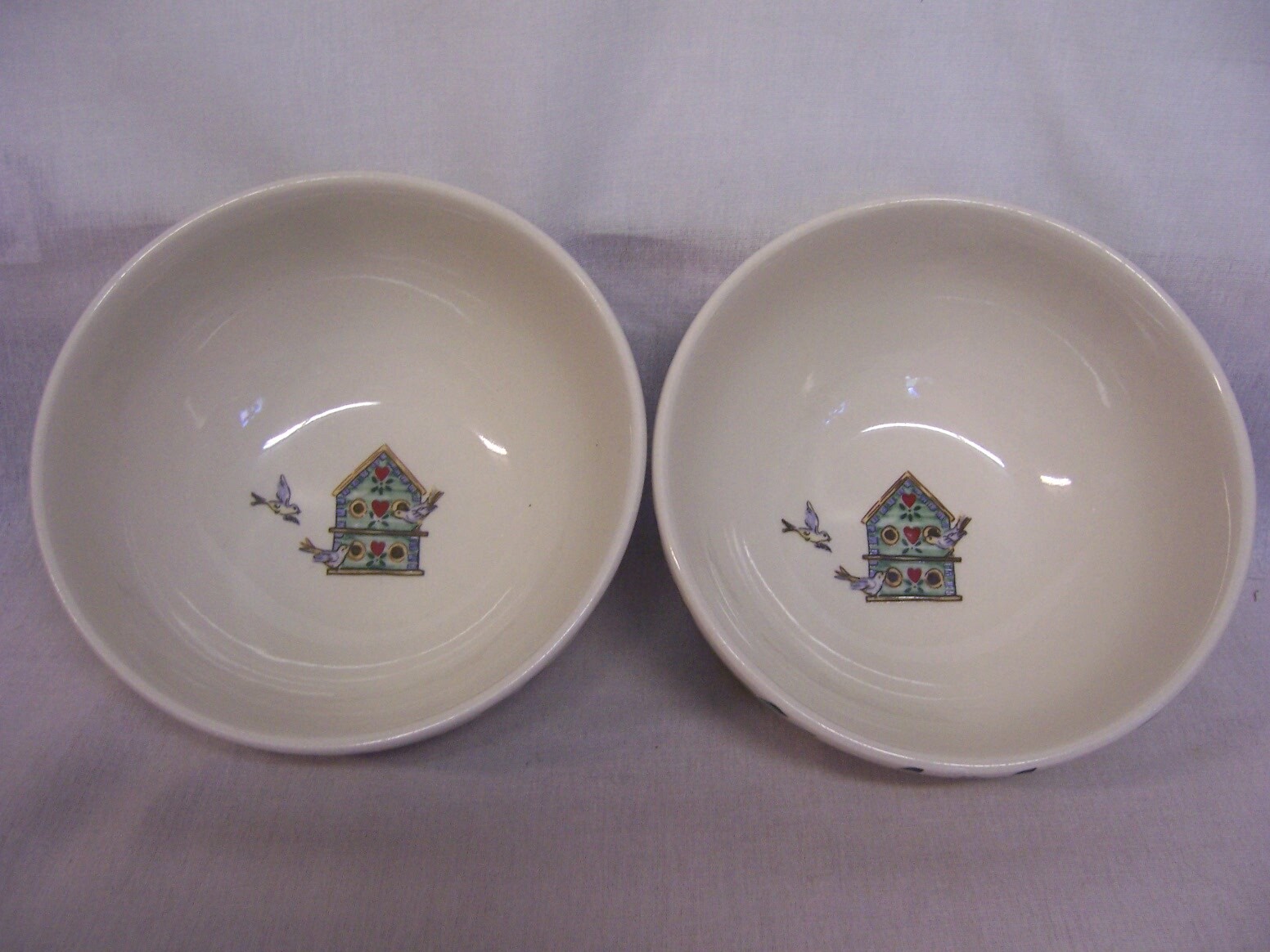Thomson Pottery China Birdhouse Cereal, Soup Or Salad Bowls X 2, Heart & Vine