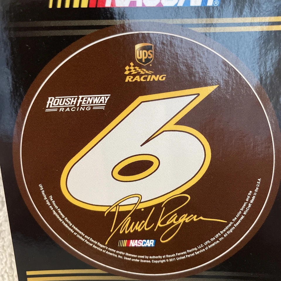 "Calcomanía redonda #19 David Ragan #6 UPS 3""" Foto 2 de 2