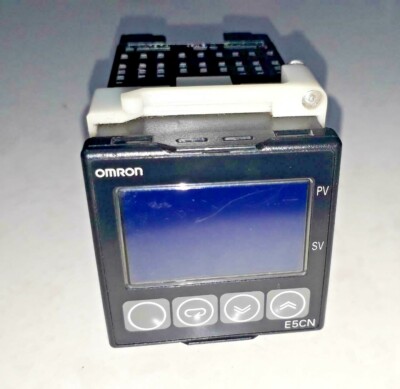 Omron E5CN-R2T Temperatur Steuerung Neu