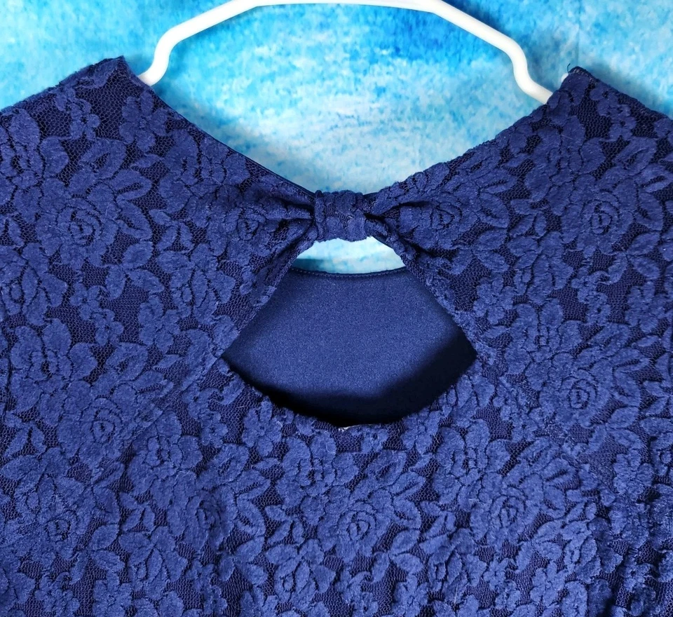 NUEVO CON ETIQUETAS VESTIDO JUSTICE GIRLS Talla 18 ENCAJE LAZO ESPALDA Azul MANGAS 3/4 PUÑOS CAMPANA EPOC  Foto 4 de 4