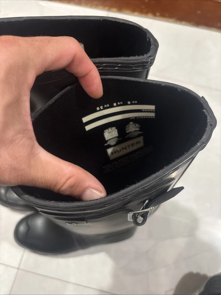 Hunter Boots Original Tall Matte Black Rain Boots Women’s Size 8 With Extra Sock - Image 4 of 4