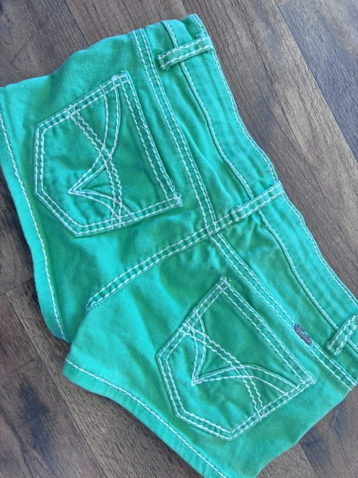 Винтажные неоново-зеленые мини шорты с заниженной талией размер 7 Y2K эмо сцена гранж 2000-е 90-е - Изображение 2 из 4