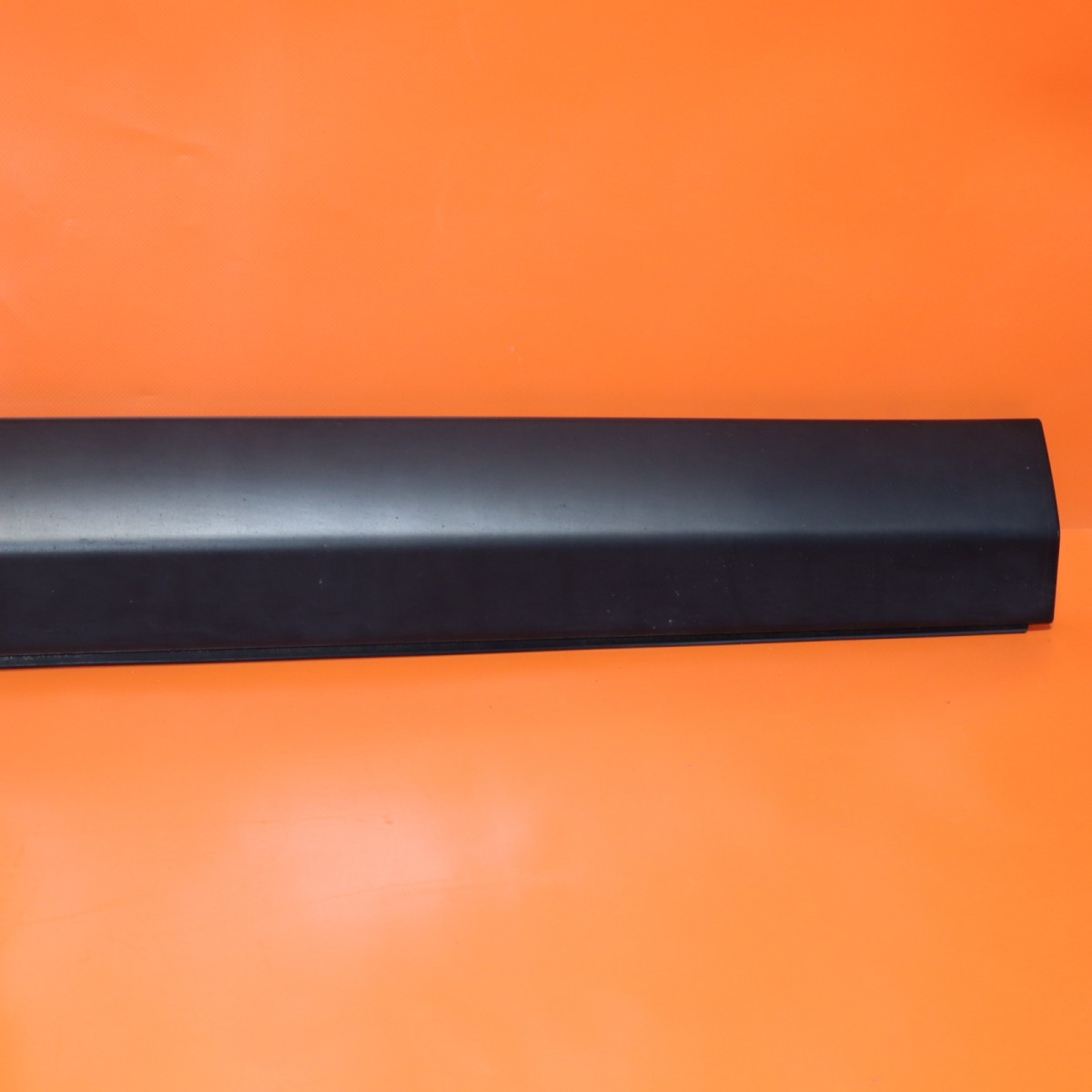 ROLLS ROYCE CULLINAN DOOR MOLDING RIGHT FRONT 2021 2022 2023 51137448586