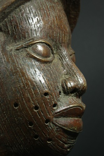 African BENIN Bronze IFE, ONI Royal King Head - Nigeria, AFRICAN TRIBAL ART - Picture 8 of 12