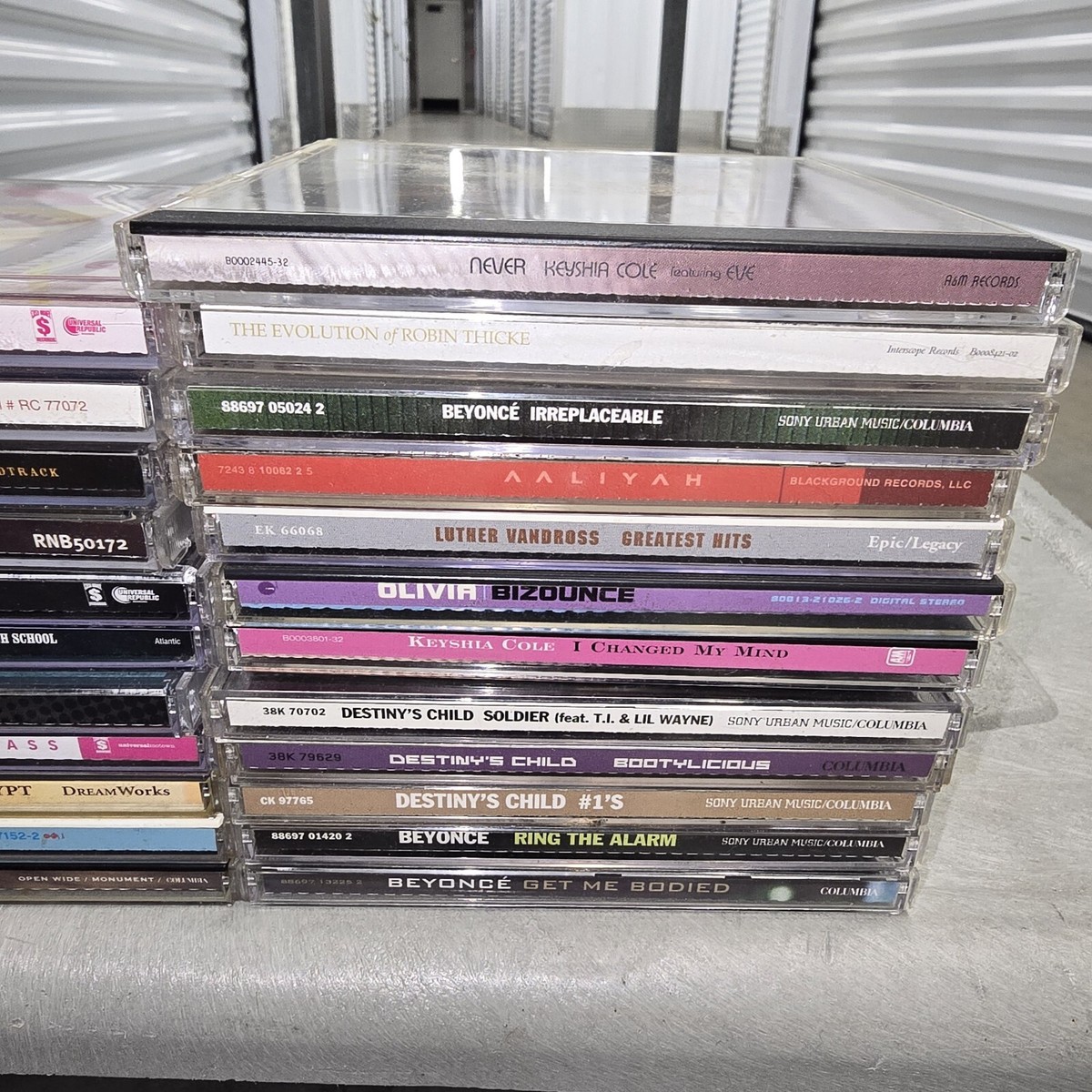 Lot Of 22 Rap, R&B Mixed CD's; Beyonce, Aaliyah, Salt And Pepper