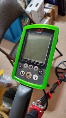 NEON GREEN Equinox 900/700 Control Box Protector  (Rubber)