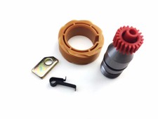 Muncie 8 Tooth Speedometer Drive 21 Tooth Driven Gear W Bullet Bracket Clip Muncie 8 Tooth Speedometer Drive 21 Tooth Driven Gear W Bullet Bracket Clip