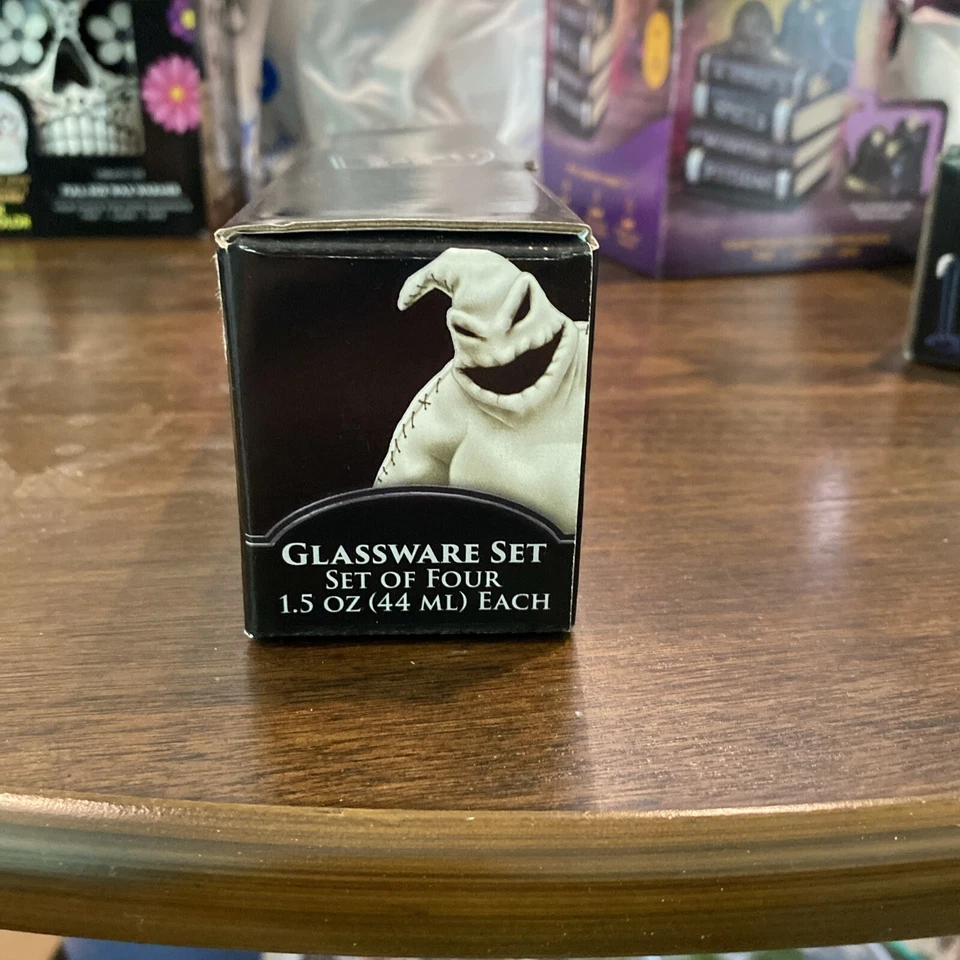 Juego de vasos de cristalería Jack Skellington Pesadilla antes de Navidad de Disney Nuevo en Paquete Foto 4 de 4