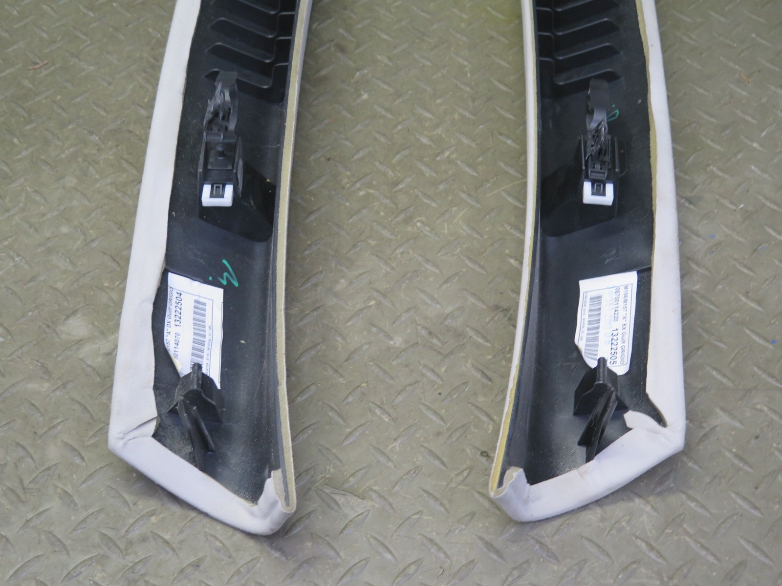 2014-2020 MASERATI GHIBLI M157 FRONT LEFT & RIGHT SIDE A PILLAR TRIM COVER SET